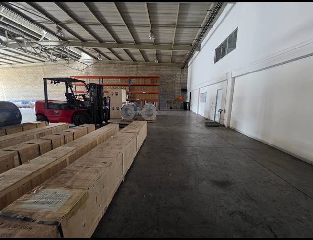 1,065M² WAREHOUSE TO LET IN CITY DEEP